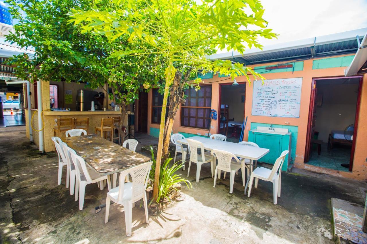 Hostal Los Chamos 산 후안 델 수르 외부 사진